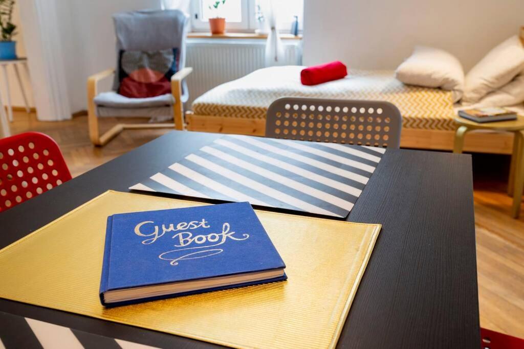 Blue Peace-Apartment With Free Parking In Center For 1-6 People Krakow Exterior photo